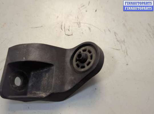 купить Кронштейн радиатора на Chevrolet Equinox 2017-2024