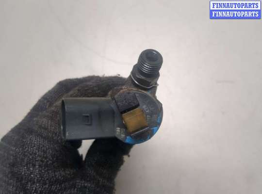 купить Форсунка топливная на BMW 3 E90, E91, E92, E93 2005-2012