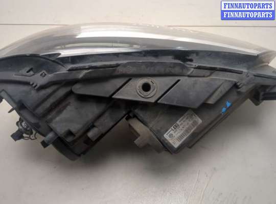 Фара передняя на Volkswagen Passat B7 (36)