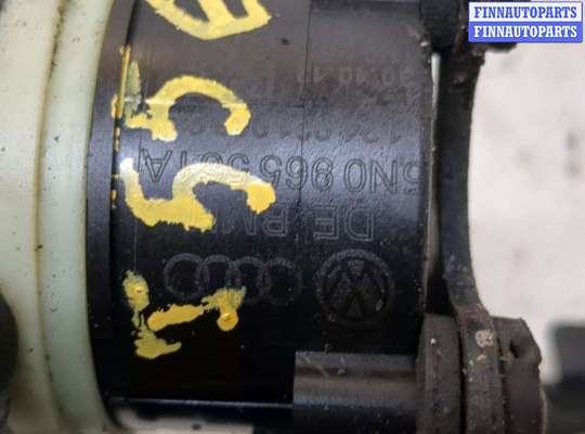 купить Насос водяной (помпа) на Volkswagen Passat 7 2010-2015 Европа