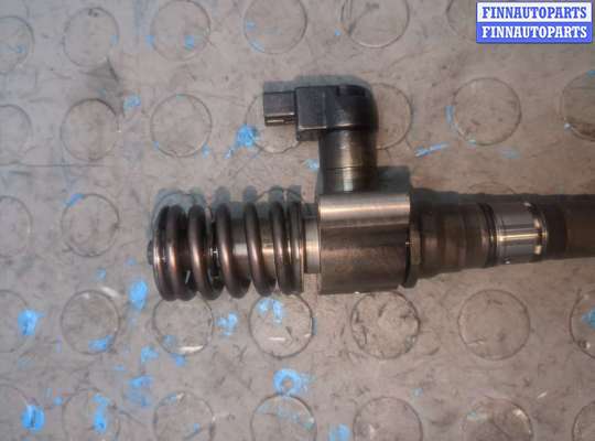 Форсунка топливная на Volkswagen Passat B6 (3C)