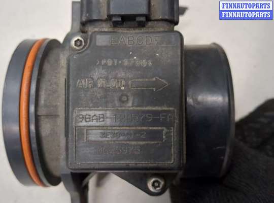 купить Измеритель потока воздуха (расходомер) на Lexus LS460 2006-2012
