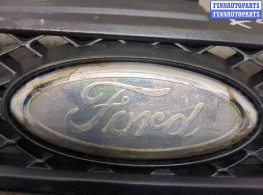 купить Решетка радиатора на Ford Fiesta 2001-2007