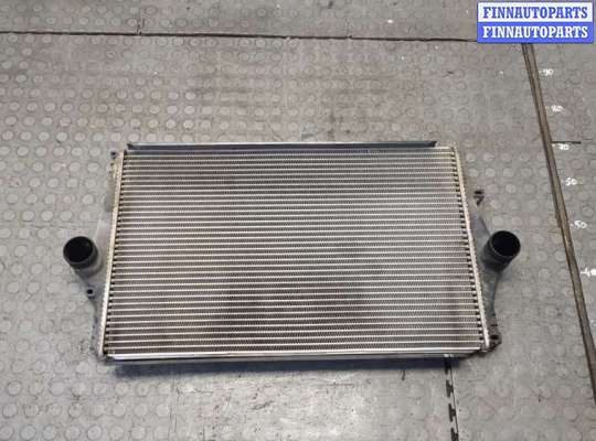 Радиатор интеркулера VL562279 на Volvo V70 2000-2007