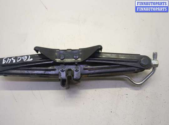 Домкрат VL558350 на Volvo C30 2006-2013