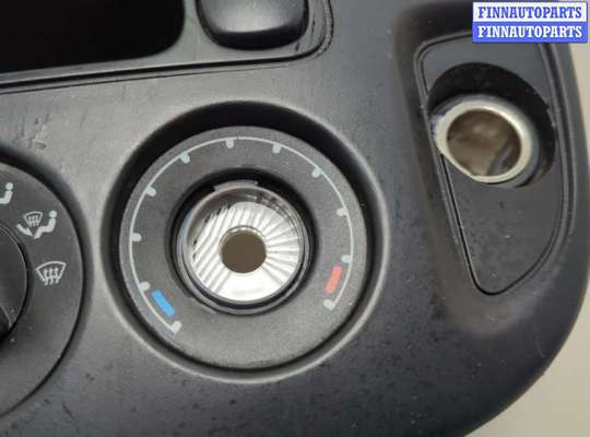 купить Розетка прикуривателя на Ford Escape 2000-2006