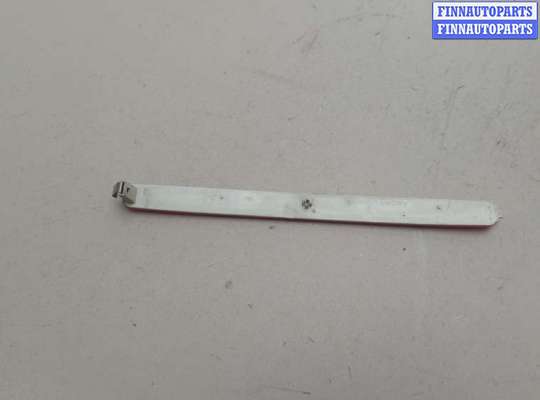 Фонарь габаритный в бампер на Audi A8 (D3, 4E)