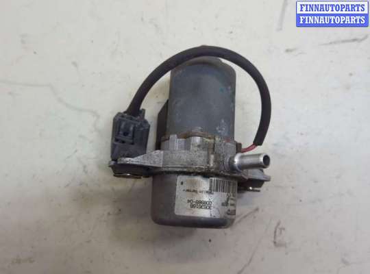Насос вакуумный VL521580 на Volvo XC90 2002-2014