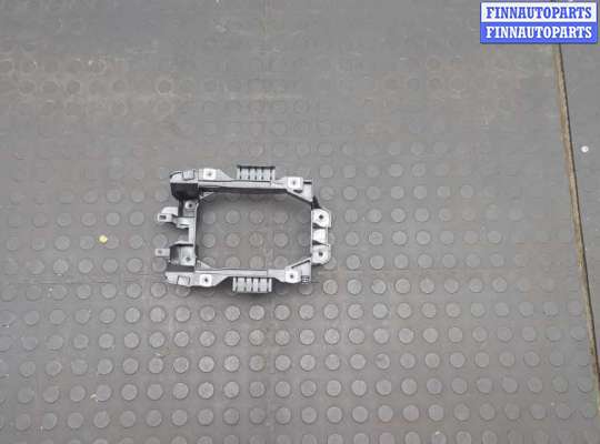 купить Кронштейн кулисы КПП на Audi A3 (8V) 2012-2020