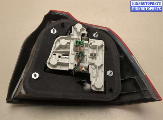 купить Фонарь (задний) на Volvo S40 2004-