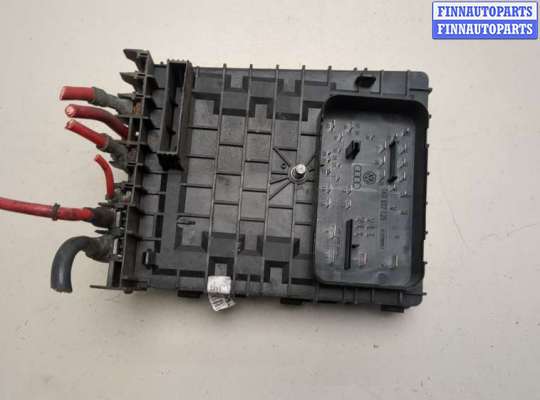 купить Блок предохранителей на Volkswagen Golf 5 2003-2009