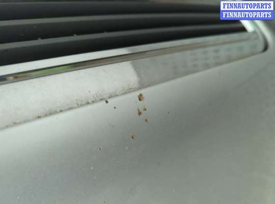 Капот на Mercedes-Benz C (W203)