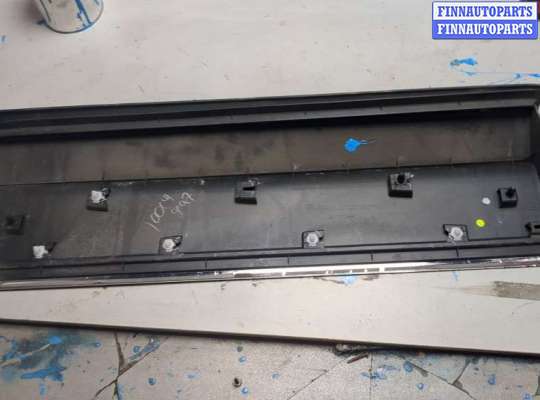 купить Молдинг двери на Volkswagen Tiguan 2016-2020