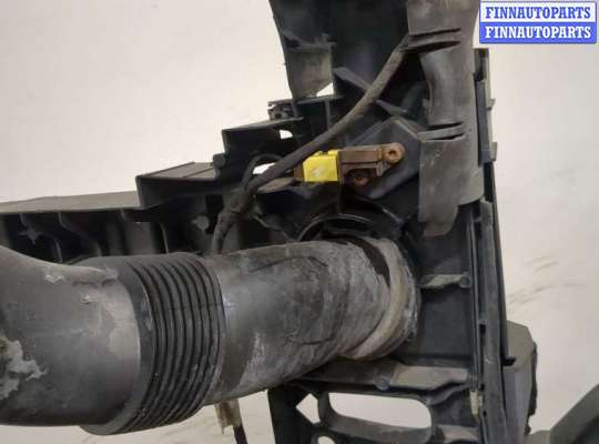 купить Рамка передняя (телевизор) на Audi Q7 2006-2009