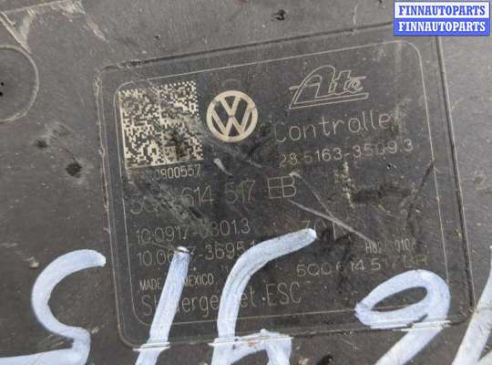 Блок ABS на Volkswagen Jetta VII (A7)