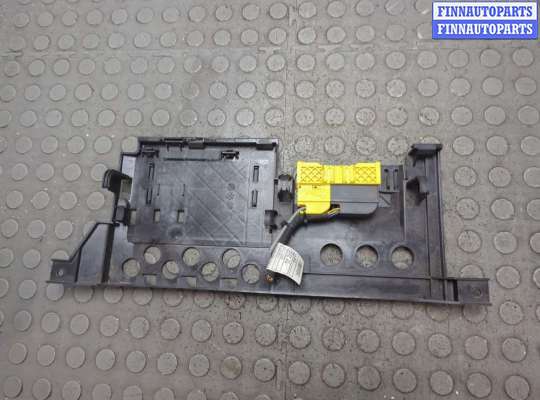 купить Кронштейн блока управления на BMW 5 F07 Gran Turismo 2010-2017