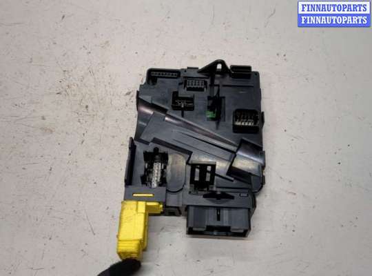 Блок управления подрулевыми переключателями VG2308428 на Volkswagen Jetta 5 2004-2010