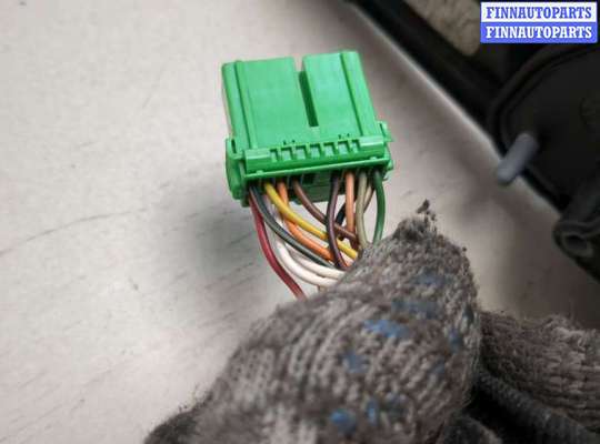 купить Зеркало боковое на Volvo S80 1998-2006