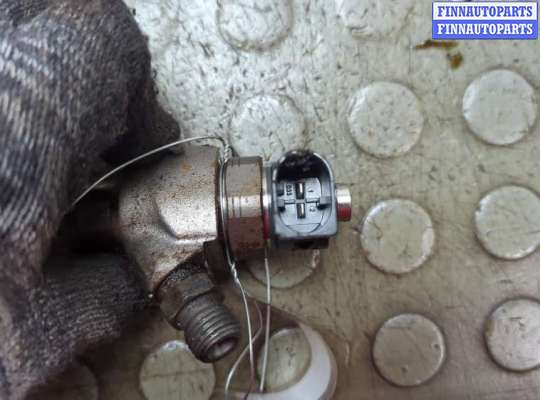 купить Форсунка топливная на Skoda Octavia (A7) 2013-2023