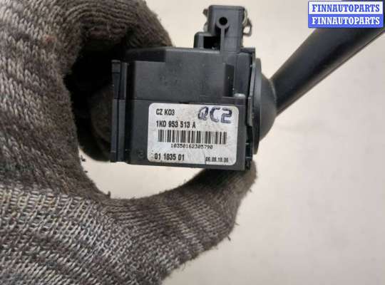 купить Переключатель поворотов на Skoda Octavia (A5) 2004-2013