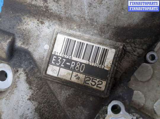 Крышка двигателя боковая на Toyota Corolla Verso III (AR10)