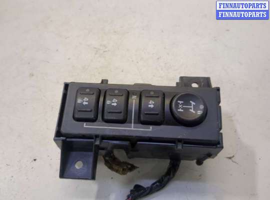 Кнопка включения полного привода HM27425 на Hummer H2