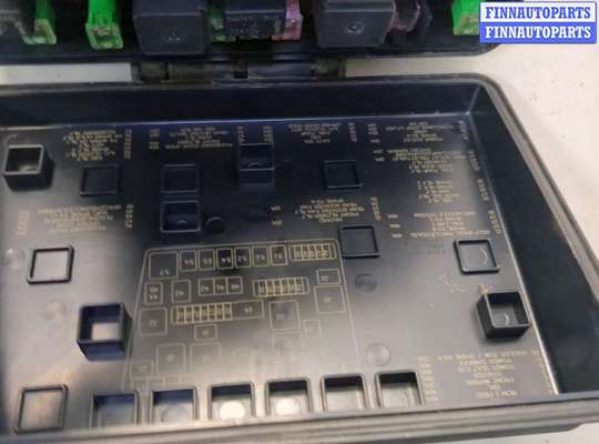 купить Блок предохранителей на Chrysler Pacifica 2003-2008