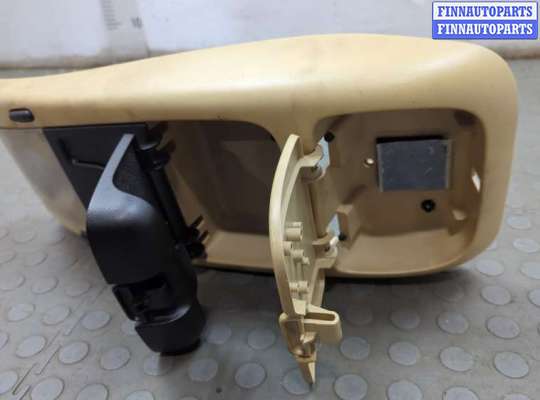 купить Фонарь салона (плафон) на Ford Explorer 2006-2010