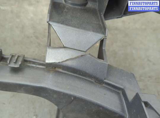 купить Рамка передняя (телевизор) на Ford C-Max 2002-2010