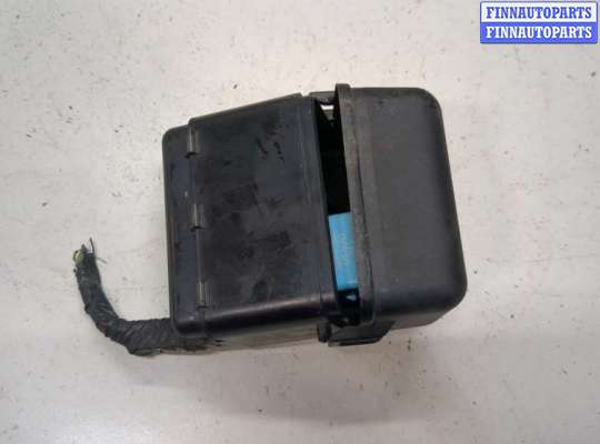 Блок реле LXZ5619 на Lexus RX 2003-2009