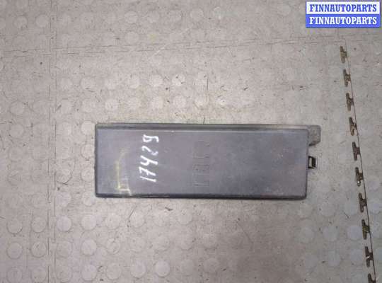 купить Крышка блока предохранителей на Land Rover Discovery 4 2009-2016