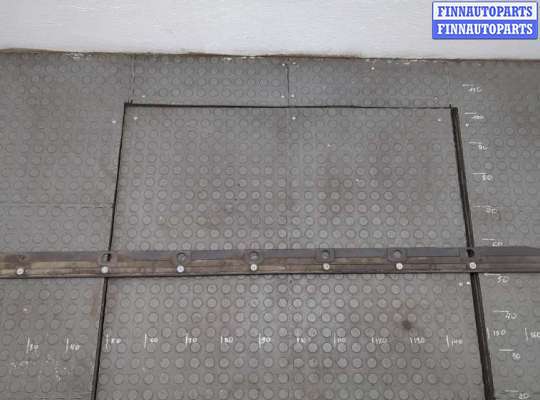 купить Накладка на порог на Toyota Corolla E12 2001-2006