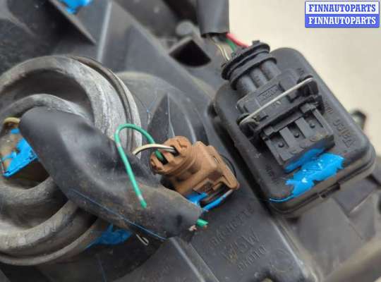 купить Фара (передняя) на Toyota Yaris 2005-2011