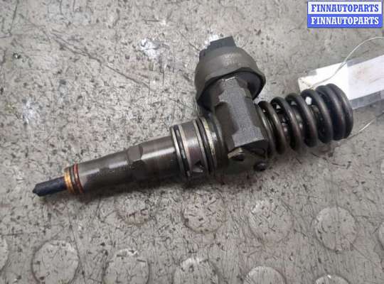 Купить Форсунка топливная на Audi A3 (8P) 2003-2013 Форсунка топливная AU1758307 на Audi A3 (8P) 2003-2013