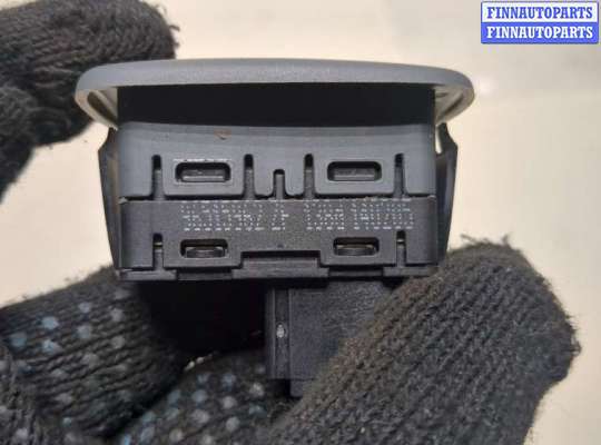 купить Кнопка стеклоподъемника (блок кнопок) на Citroen C5 2004-2008
