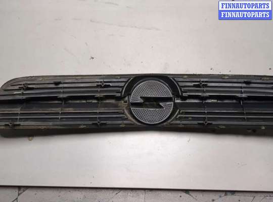 купить Решетка радиатора на Opel Vectra C 2002-2008