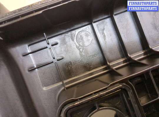 купить Крышка клапанная ДВС на Volvo V50 2004-2012