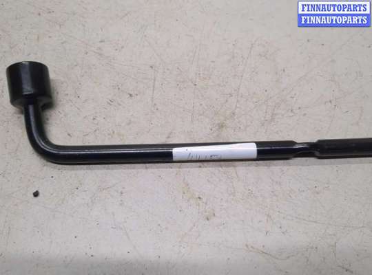 Ключ балонный NS799826 на Nissan Qashqai 2006-2013