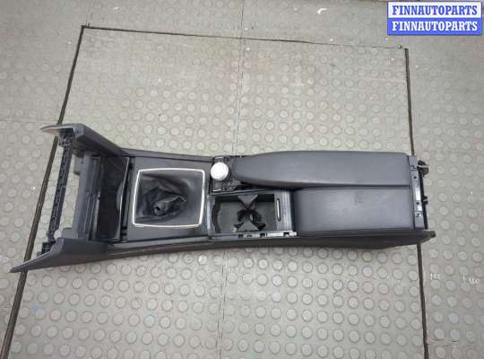 Консоль салона (кулисная часть) MB1704742 на Mercedes E W212 2009-2016