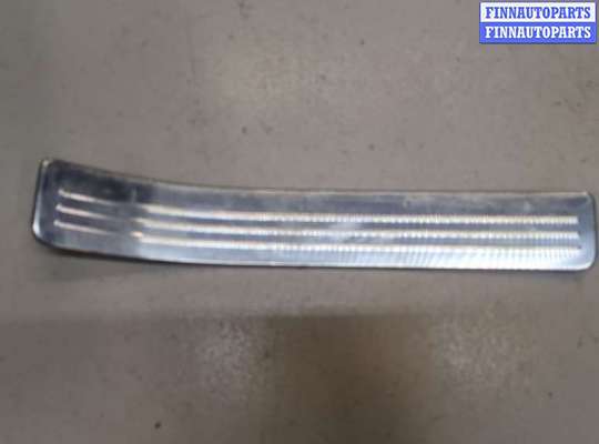 купить Накладка на порог на Mercedes C W204 2006-2015
