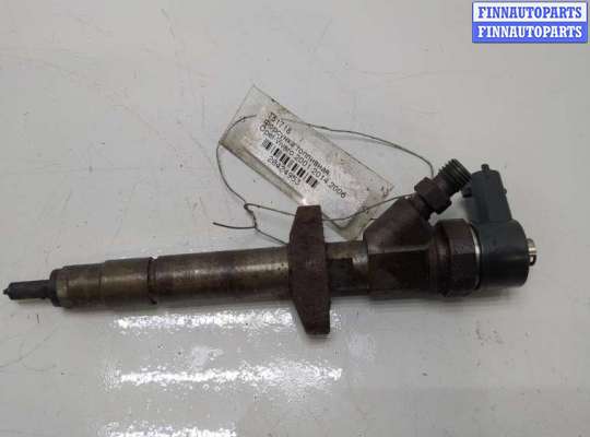 Форсунка топливная OP2152499 на Opel Vivaro 2001-2014