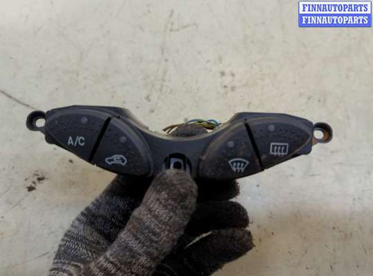 купить Кнопка обогрева стекла на Ford Focus 1 1998-2004