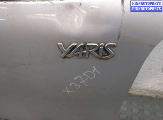 купить Крышка (дверь) багажника на Toyota Yaris 1999-2006
