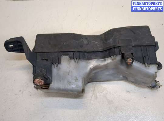 купить Блок предохранителей на Toyota Avensis 2 2003-2008