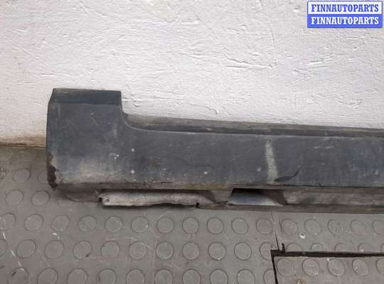 Накладка декоративная (на порог) на Volkswagen Passat B6 (3C)