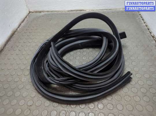 купить Уплотнитель на Jaguar XE 2015-2025