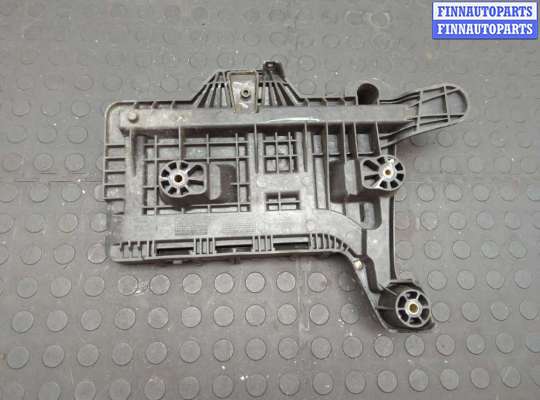 купить Полка под АКБ на Volkswagen Jetta 6 2010-2018