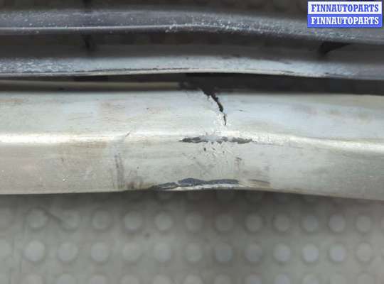 купить Бампер на Toyota Auris E15 2006-2012