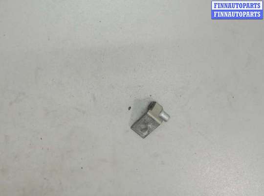 купить Петля двери на Volkswagen Passat 6 2005-2010