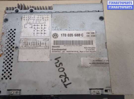 Магнитола на Volkswagen Touran I (1T)
